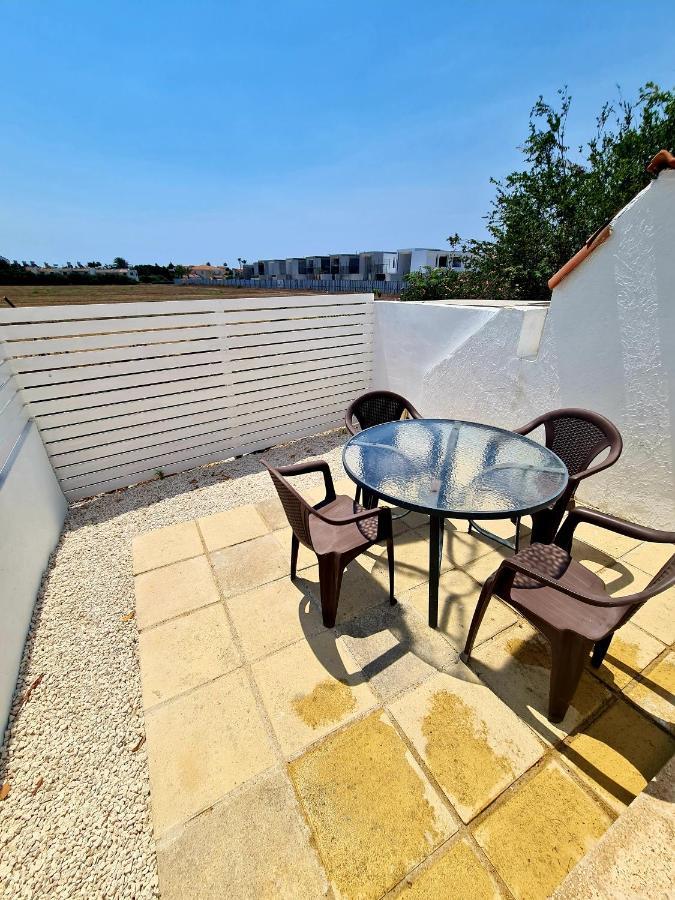 2 Bedroom Townhouse, Close To Paphos Harbour, Use Of Onsite Facilities 外观 照片